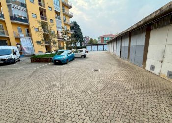 Posto macchina - Three-room apartment via Ettore Bignone, Pinerolo - photo 25