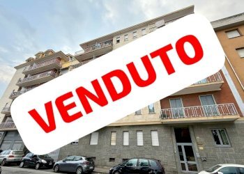 Facciata - Trilocale via Ettore Bignone, Pinerolo - foto 1