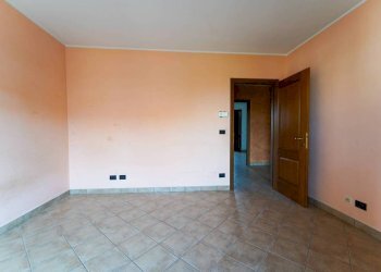 Camera da letto - Villa a Schiera piazza Nazari, Caraglio - foto 14