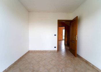 Camera da letto - Villa a Schiera piazza Nazari, Caraglio - foto 17