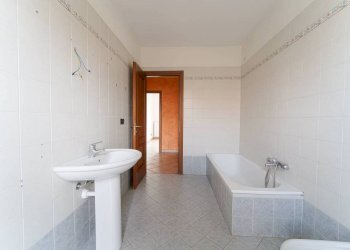 Bagno - Villa a Schiera piazza Nazari, Caraglio - foto 18