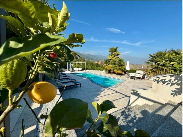 Piscina - Villa via Roma, 13, Gambasca - photo 1