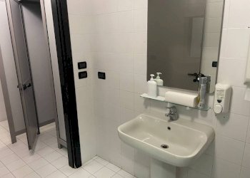 Bagno - Ufficio corso Unione Sovietica, 612/15, Torino (zona Mirafiori Sud) - foto 10