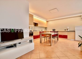 Salone - Villa via Guglielmo Marconi, Albano Sant'Alessandro - foto 6