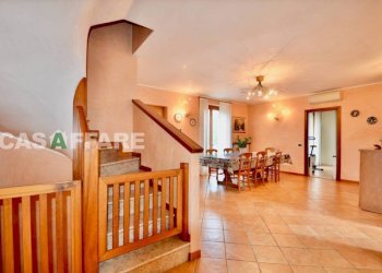 Salone - Villa via Guglielmo Marconi, Albano Sant'Alessandro - foto 11