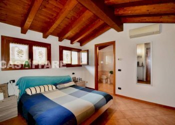 Camera da letto - Villa via Guglielmo Marconi, Albano Sant'Alessandro - foto 16