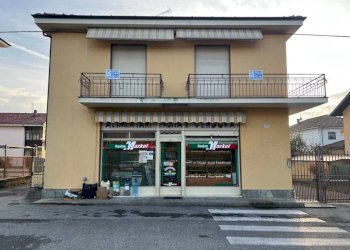 Facciata - Shop via Giuseppe Malan, 20, Luserna San Giovanni - photo 19
