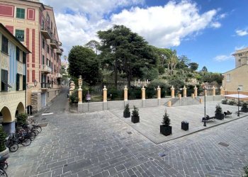 Viste - Trilocale piazza Verdi, Chiavari - foto 3