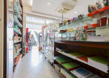 Interno non residenziale - Bar - Tabacchi - Ricevitoria viale Regina Margherita, Rimini - foto 10