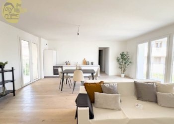 Salone - Quadrilocale salita di Gretta, 15, Trieste - foto 4