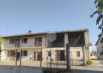 Casa semi indipendente Via Sant'Anna, Bagnolo Piemonte - foto 4