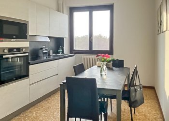 Two-room apartment Pioltello - photo 1