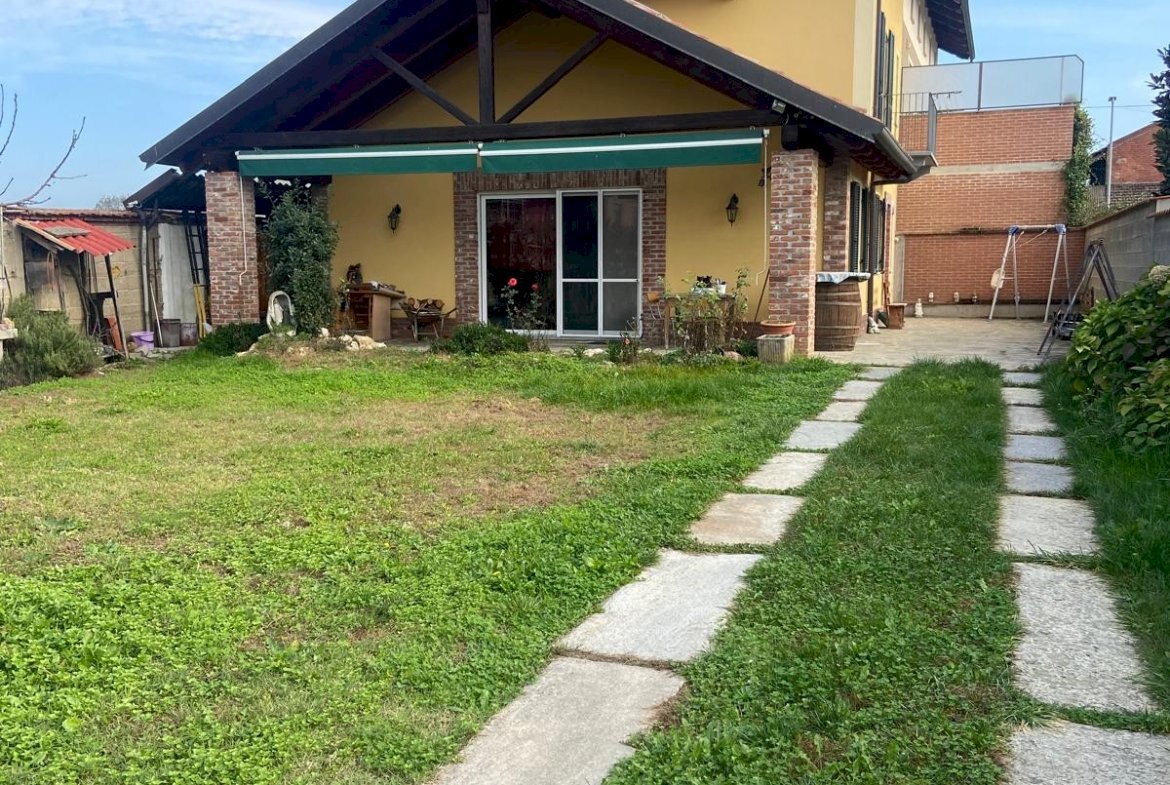 Casale Santena via Napoleone III 11, Santena - foto 1