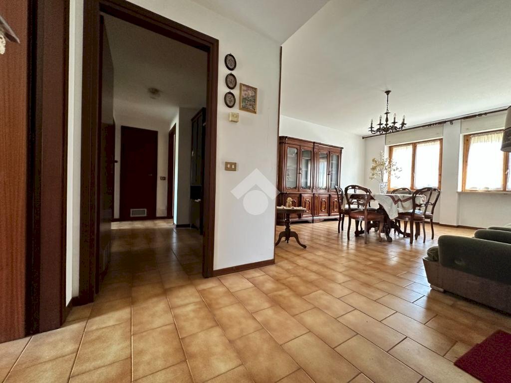 Four-room apartment Via Palmiro Togliatti, Tortona - photo 2