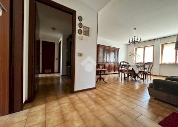 Four-room apartment Via Palmiro Togliatti, Tortona - photo 2