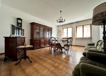 Four-room apartment Via Palmiro Togliatti, Tortona - photo 9