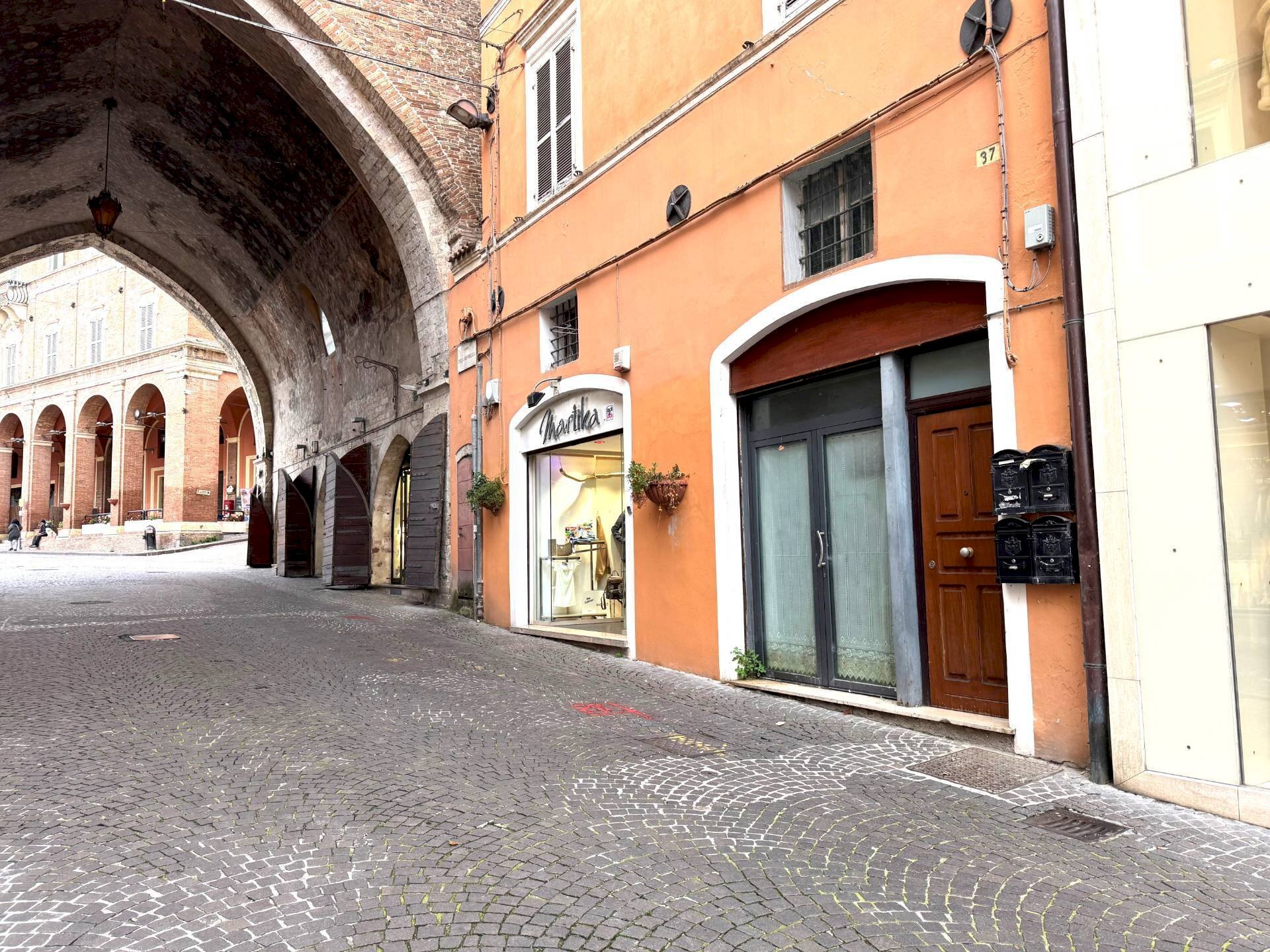 Foto 2 - Commercial Premises CORSO DELLA REPUBBLICA, Fabriano - photo 2