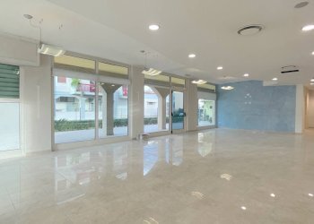 Foto 5 - Locale Commerciale Viale De Gasperi
 
2, Monteprandone - foto 5