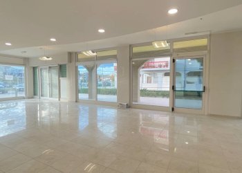 Foto 10 - Locale Commerciale Viale De Gasperi
 
2, Monteprandone - foto 10