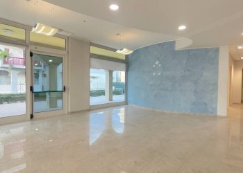 Foto 20 - Locale Commerciale Viale De Gasperi
 
2, Monteprandone - foto 20