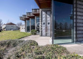 Foto 6 - Locale Commerciale Via Statale
 
367, Terre del Reno - foto 6