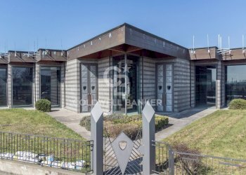 Foto 54 - Locale Commerciale Via Statale
 
367, Terre del Reno - foto 54