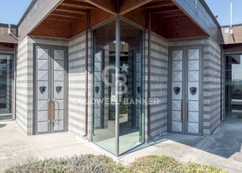 Foto 55 - Locale Commerciale Via Statale
 
367, Terre del Reno - foto 55