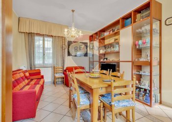 Sala da pranzo - Independent house via Monte Nero
 
31, Cinisello Balsamo - photo 4