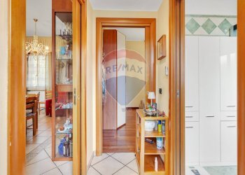 Hall / corridoio - Independent house via Monte Nero
 
31, Cinisello Balsamo - photo 9