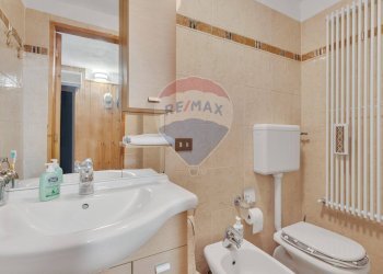 Bagno - Independent house via Monte Nero
 
31, Cinisello Balsamo - photo 17