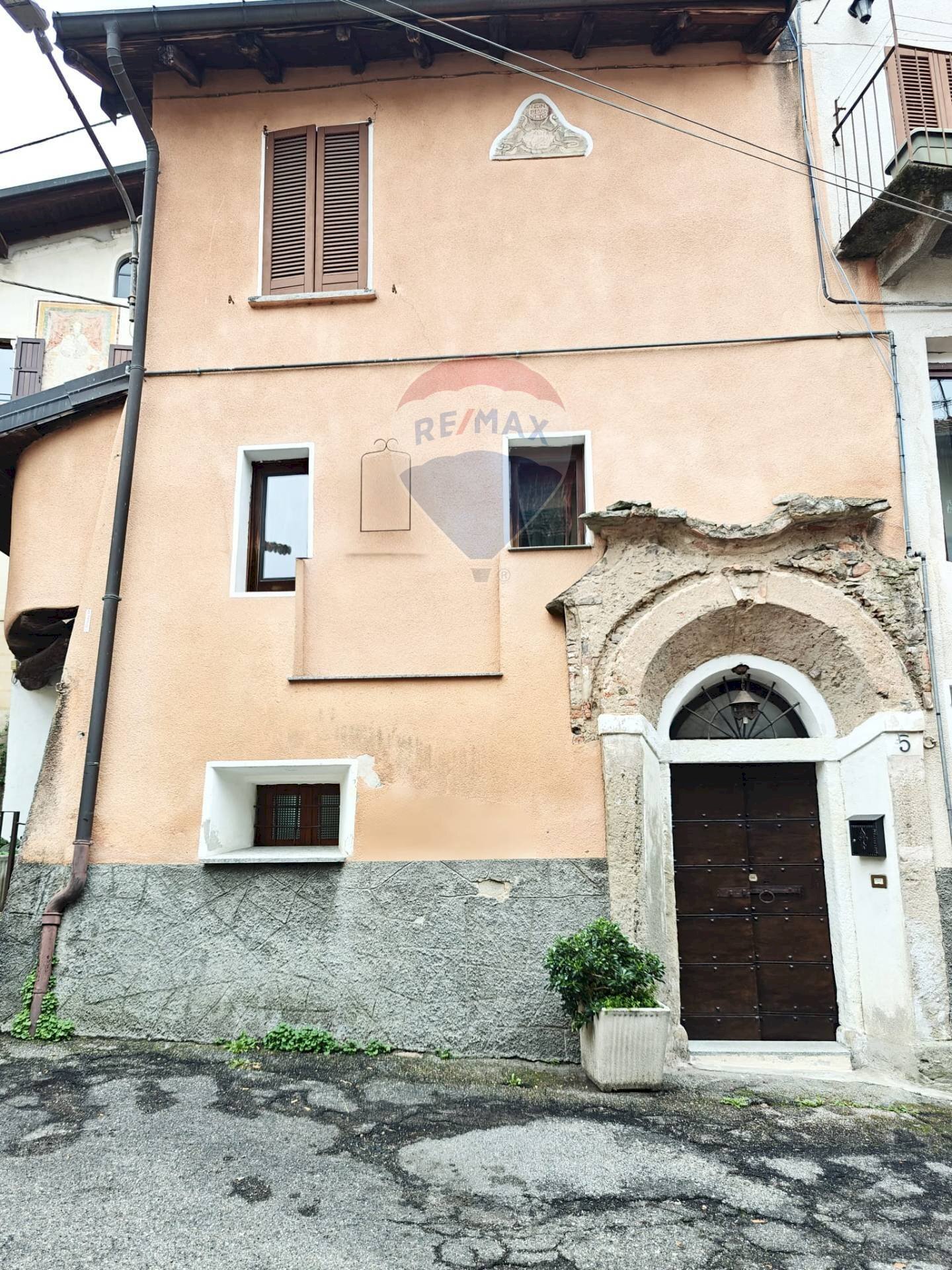 Casa all\'aperto - Bilocale Via Taburri
 
5, Valganna - foto 1