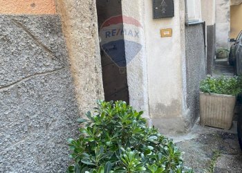 Edificio all\'aperto - Bilocale Via Taburri
 
5, Valganna - foto 3