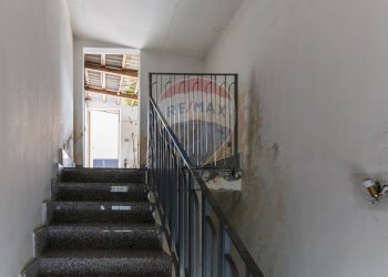 Scale - Casa indipendente Via Provinciale Per Santa Maria Ammalati
 
236, Acireale - foto 8