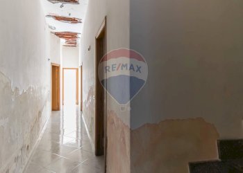 Hall / corridoio - Casa indipendente Via Provinciale Per Santa Maria Ammalati
 
236, Acireale - foto 13