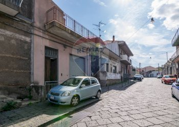 Edificio all\'aperto - Casa indipendente Via Provinciale Per Santa Maria Ammalati
 
236, Acireale - foto 32