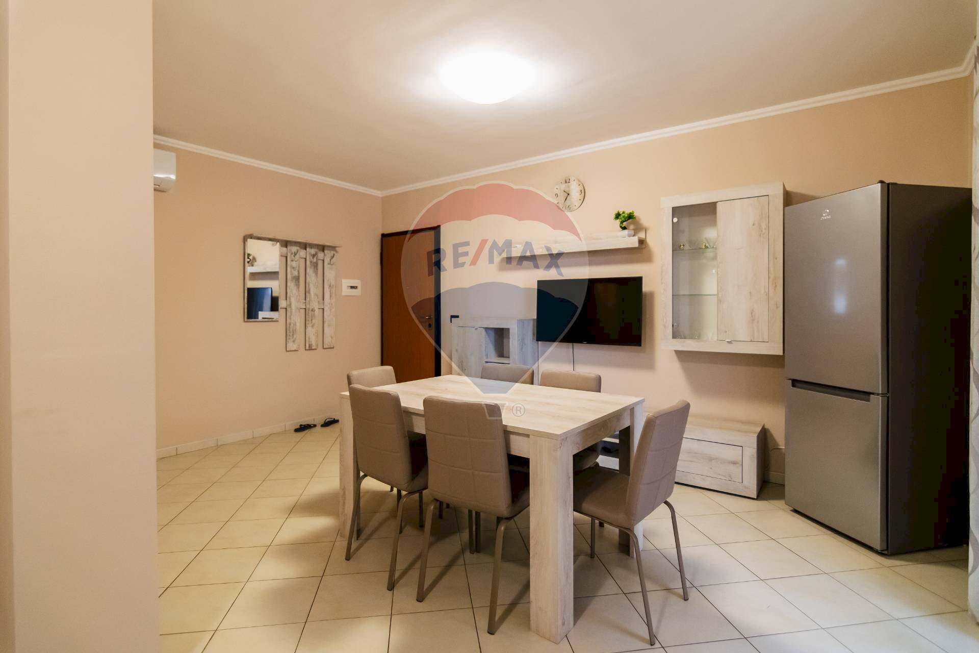 Sala da pranzo - Three-room apartment Via Emanuele Macrì
 
4, Acireale - photo 2