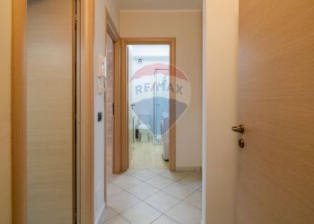 Hall / corridoio - Trilocale Via Emanuele Macrì
 
4, Acireale - foto 6