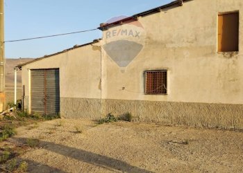 Casa all\'aperto - Rustico Contrada Isola Sottano
 
snc, San Michele di Ganzaria - foto 5