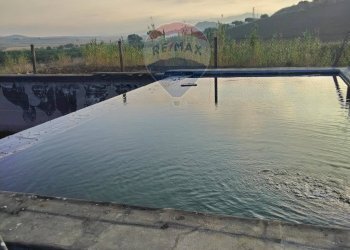 Vista dell\'acqua - Rustico Contrada Isola Sottano
 
snc, San Michele di Ganzaria - foto 29