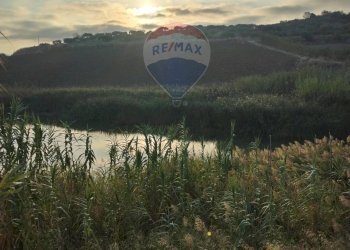 Vista delle montagne - Rustico Contrada Isola Sottano
 
snc, San Michele di Ganzaria - foto 31