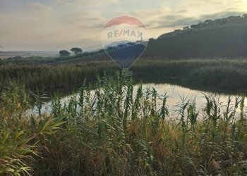 Vista delle montagne - Rustico Contrada Isola Sottano
 
snc, San Michele di Ganzaria - foto 35