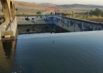 Vista dell\'acqua - Rustico Contrada Isola Sottano
 
snc, San Michele di Ganzaria - foto 36