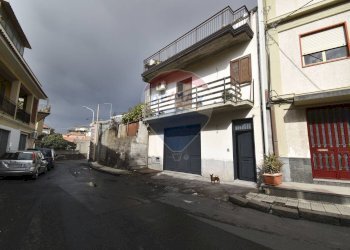 Edificio all\'aperto - Casa indipendente Via Monfalcone
 
3, Belpasso - foto 2