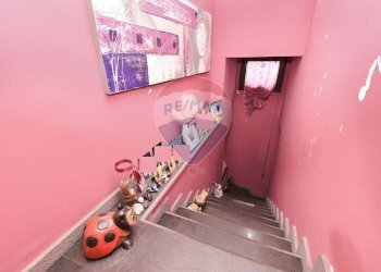 Scale - Casa indipendente Via Monfalcone
 
3, Belpasso - foto 16