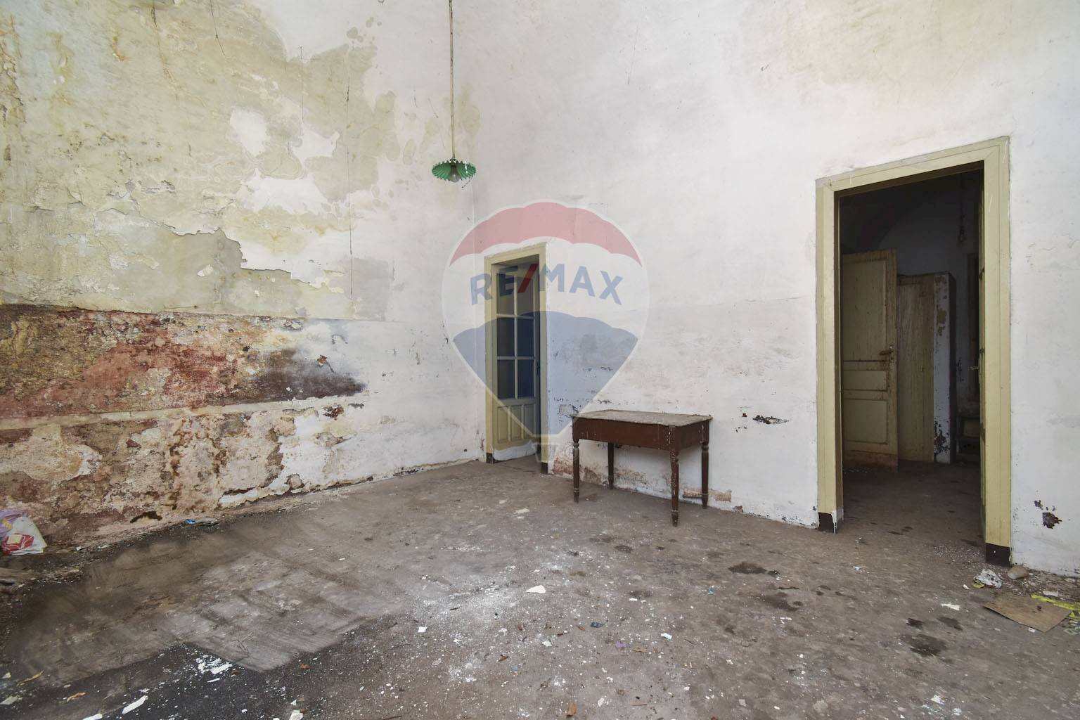 Stanza vuota - Casa indipendente Via Etnea
 
317, Gravina di Catania - foto 1