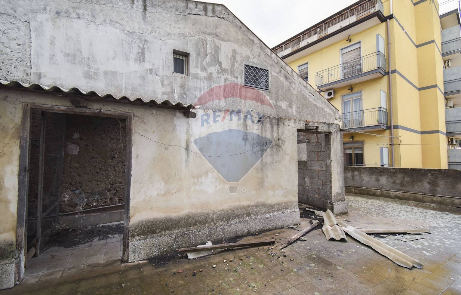 Edificio all\'aperto - Casa indipendente Via Etnea
 
317, Gravina di Catania - foto 3