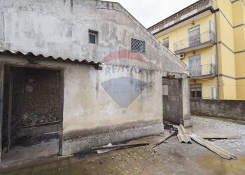 Edificio all\'aperto - Casa indipendente Via Etnea
 
317, Gravina di Catania - foto 3