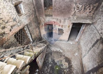 Scale - Casa indipendente Via Etnea
 
317, Gravina di Catania - foto 7