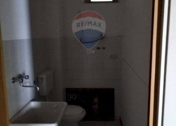 Bagno - Locale Commerciale Via Francesco Petrarca
8, Piazza Armerina - foto 6