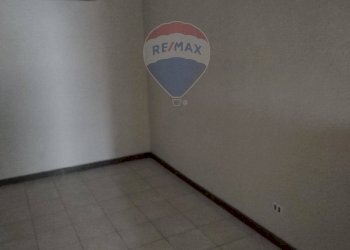 Stanza vuota - Locale Commerciale Via Francesco Petrarca
8, Piazza Armerina - foto 13